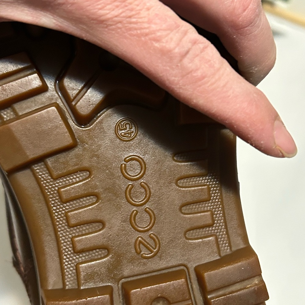 Ecco Men's Rich Brown Leather Boots - Picture 6 of 8